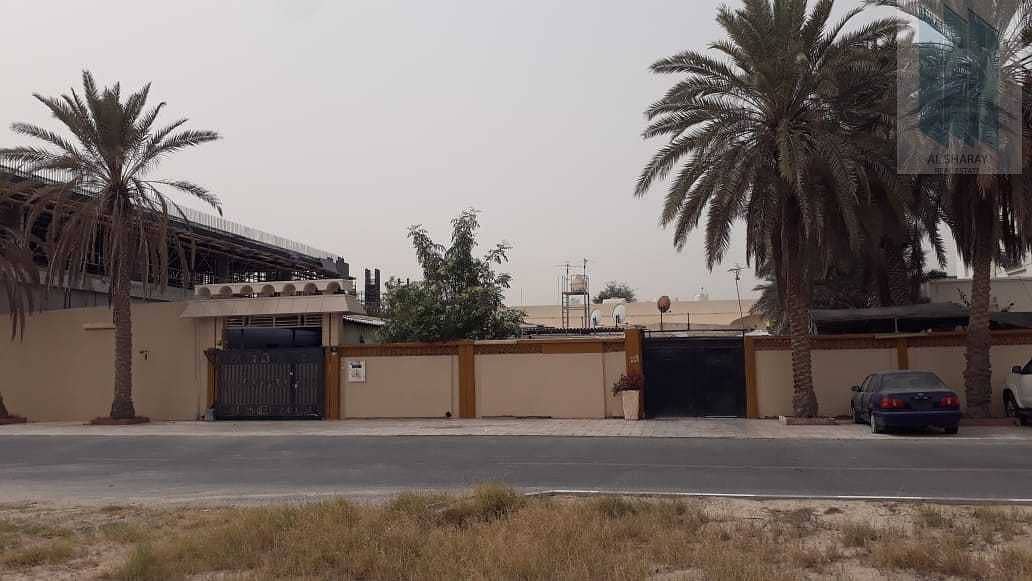 2 Arabic house for sale in Al Quoz 1 in good price