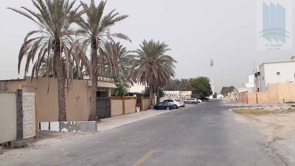 3 Arabic house for sale in Al Quoz 1 in good price