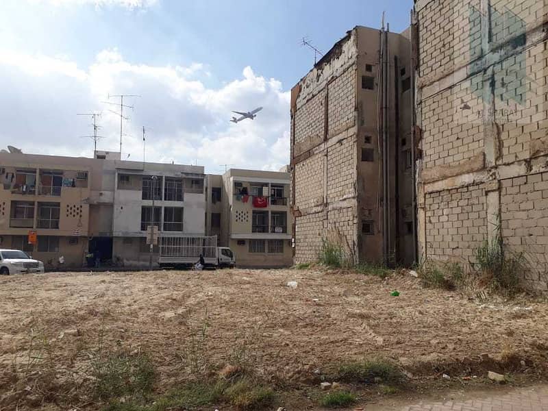 Land For Sale in Prime location in Hor Al Anz with approved building permit