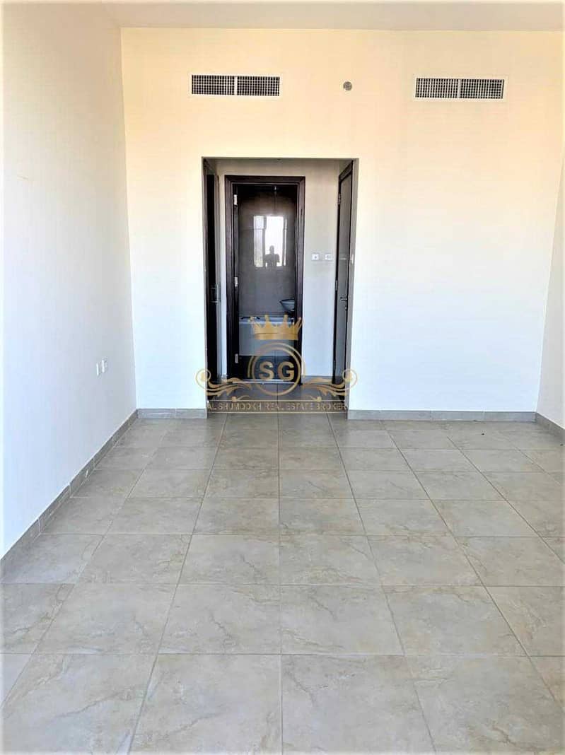 4 HOT DEAL FOR INVESTMENT 1 BEDROON WITH BALCONY FOR SALE