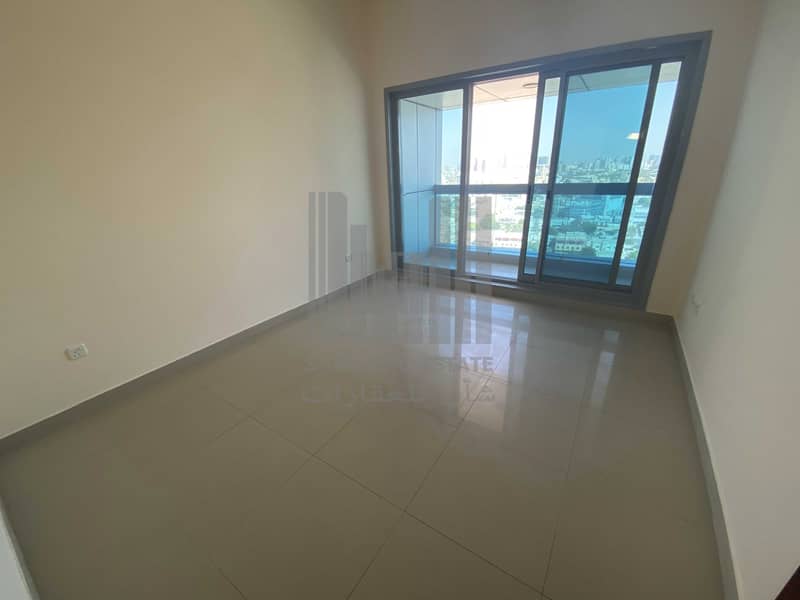 2 Distress 1 Bedroom Open View Corniche Beach