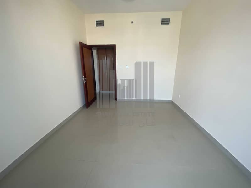 3 Distress 1 Bedroom Open View Corniche Beach