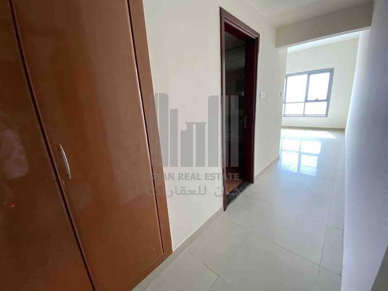 4 Distress 2 Bedroom Maidroom Corniche Tower for Sale