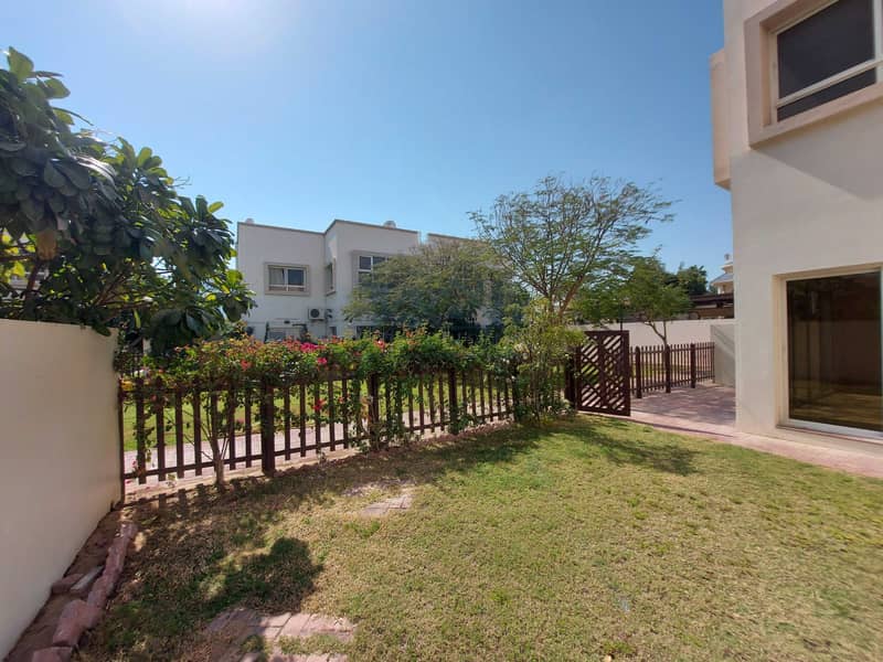 2 5 B/R Semi Independent Compound Villa in Al Jafiliya (Maid R & Laundry R Outside)