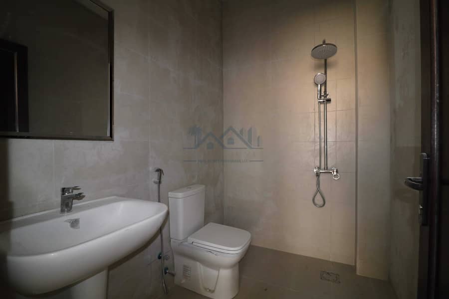 12 4 SEMI-DETACHED VILLA WITH GARDEN IN UMM SUQEIM 3