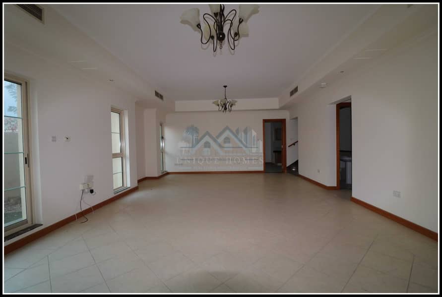 4 BHK Independent Villa in a compound with a Garden in Jumeirah