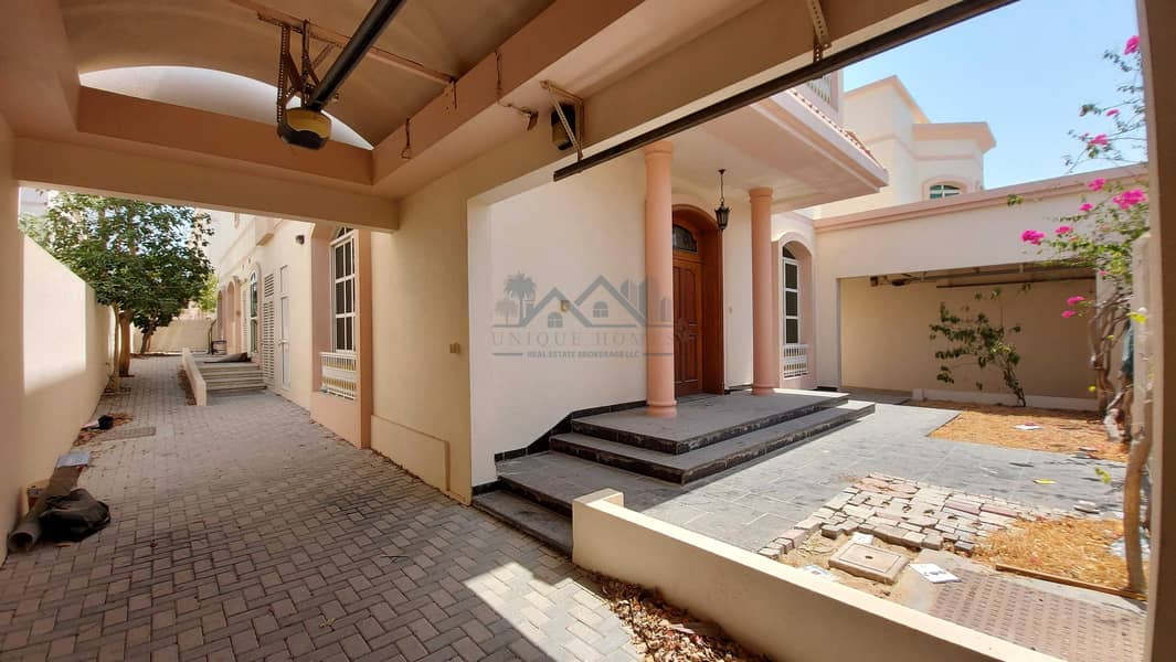 3 5 BR Independent Villa with a Garden & 2 separate parking with shutter