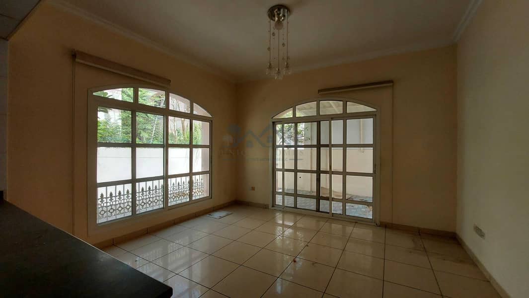 22 5 BR Independent Villa with a Garden & 2 separate parking with shutter