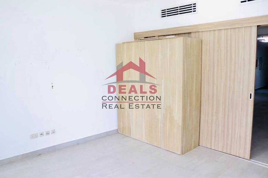 4 Ready to Move | Spacious  Studio  Apartment with balcony  for Rent in Shamal Residence