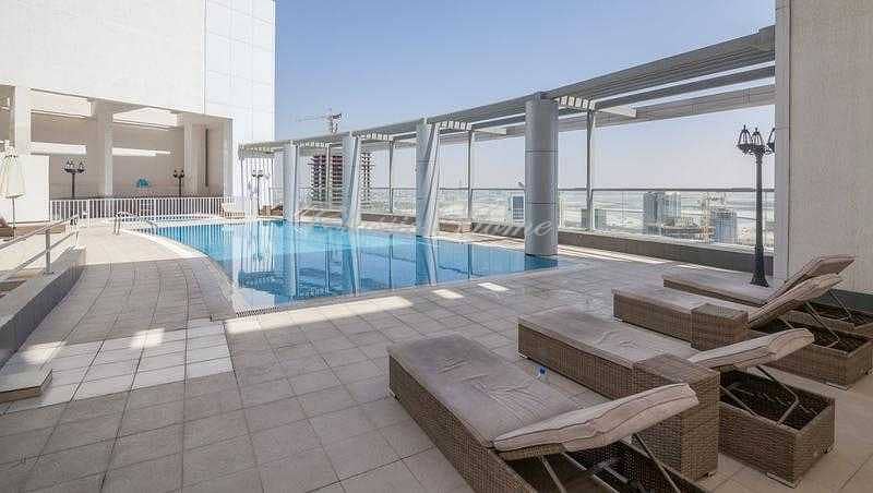 22 Vacant 2 Bedroom Apartment/Partial  Burj Khalifa View/Burj Al Nujoom Tower
