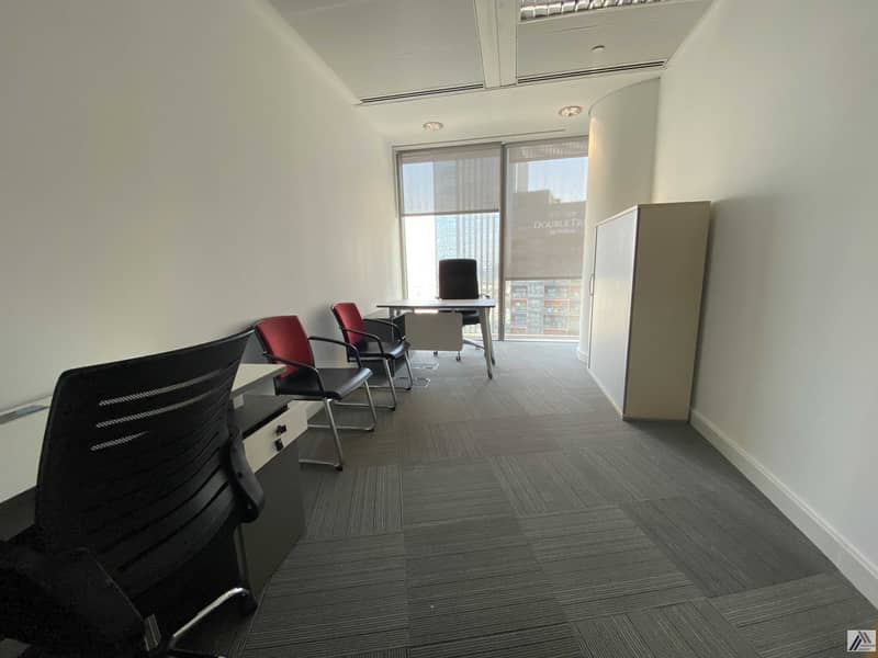 Serviced Furnish Office Suitable for 3 Staff / Dynamic View / Linked with Metro
