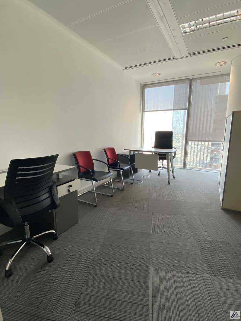 7 Serviced Furnish Office Suitable for 3 Staff / Dynamic View / Linked with Metro