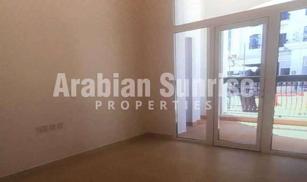 2 Invest now! Spacious apt with Ferrari World View