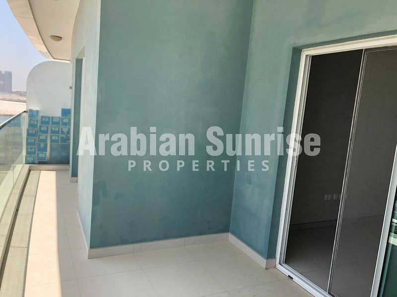 6 VACANT! High Floor 2+M BR Apt with Sea View