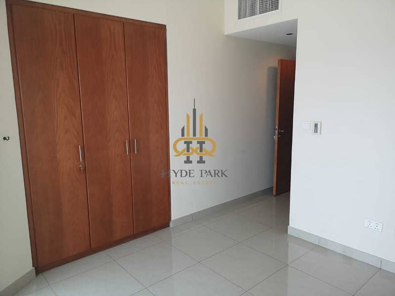 2 HOT DEAL 1BHK with Balcony in Luxury Building