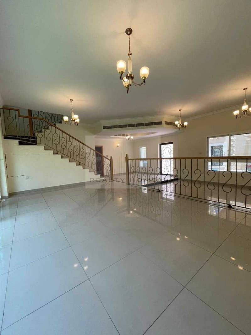 12 amazing quality corner 3 master bedroom villa mirdif