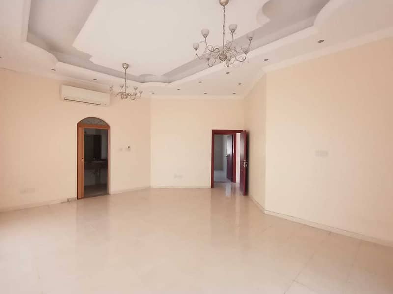 Wonderful presented 5 master bedroom + maids room good quality Independent villa Wonderful presented 5 master bedroom + maids room good quality Independent villa