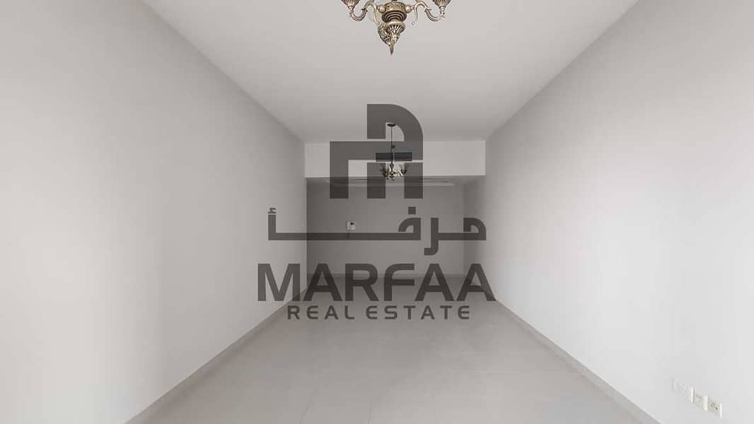 BIG SIZE 2BHK l AC FREE l PARKING l NO COMMISSION BIG SIZE 2BHK l AC FREE l PARKING l NO COMMISSION