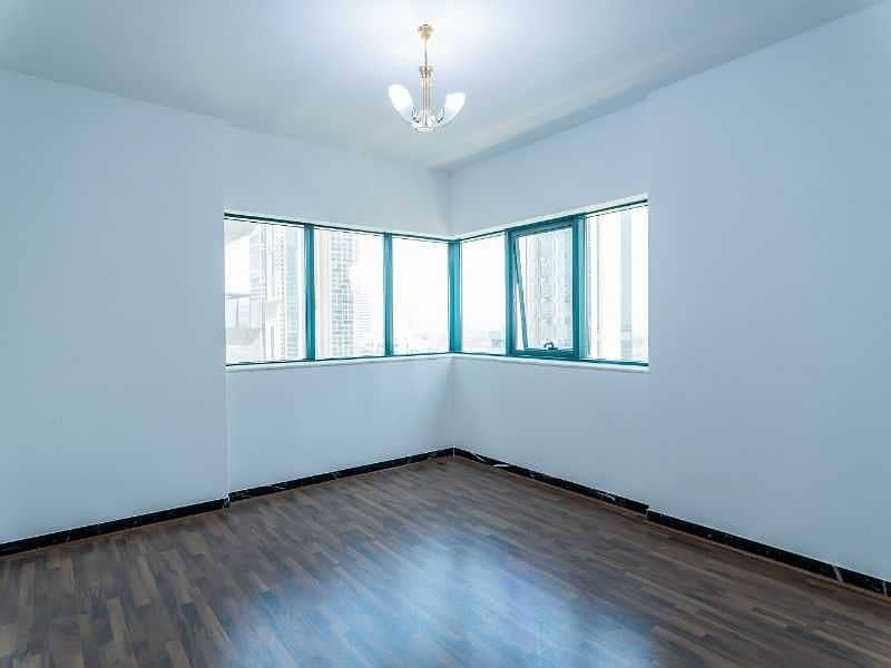 5 Spacious unit| Chiller free| 1 month free