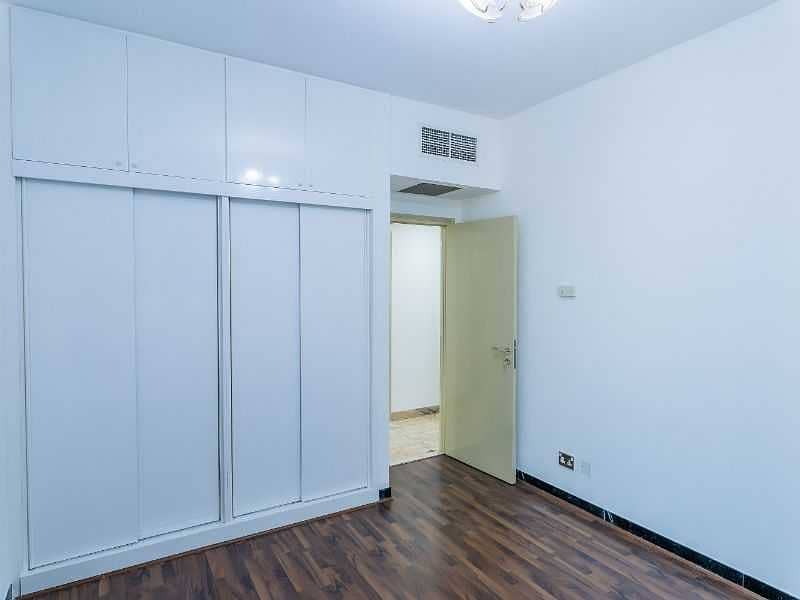 6 Spacious unit| Chiller free| 1 month free