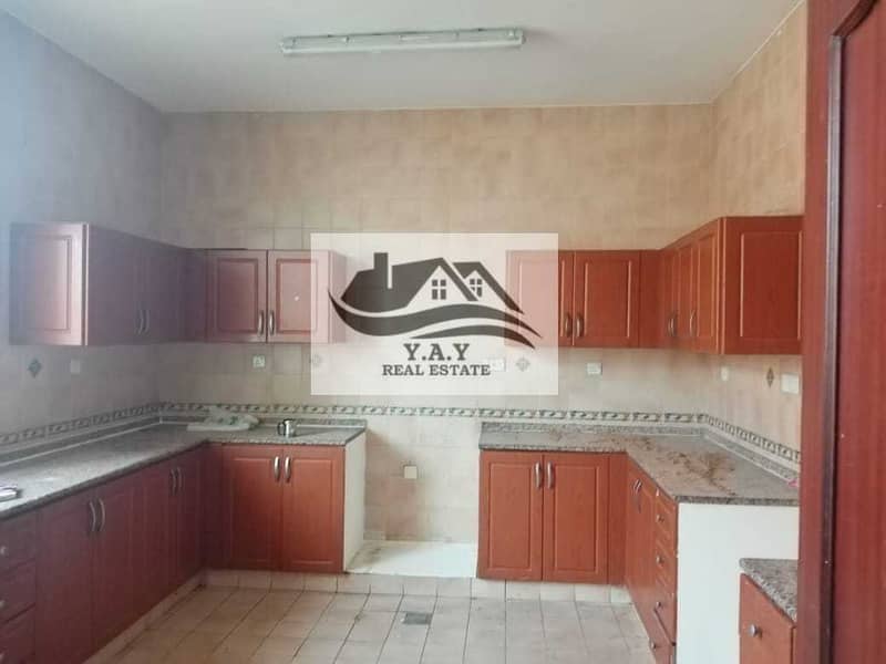 3 NICE AND CLEAN 6 BEDROOMS VILLA WITH BASEMENT