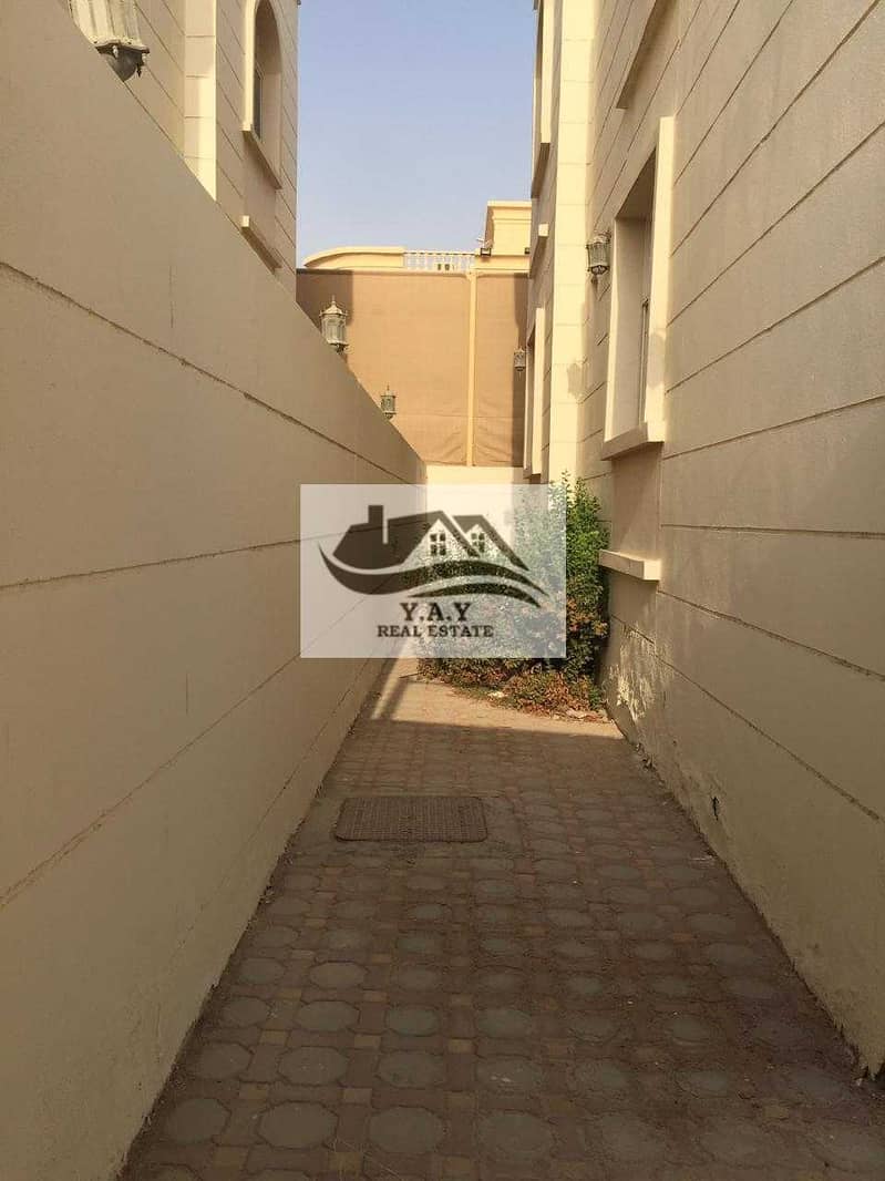 16 SPACIOUS 4 BRS VILLA  WITH PRIVATE PARKING IN KHALIFA CITY A