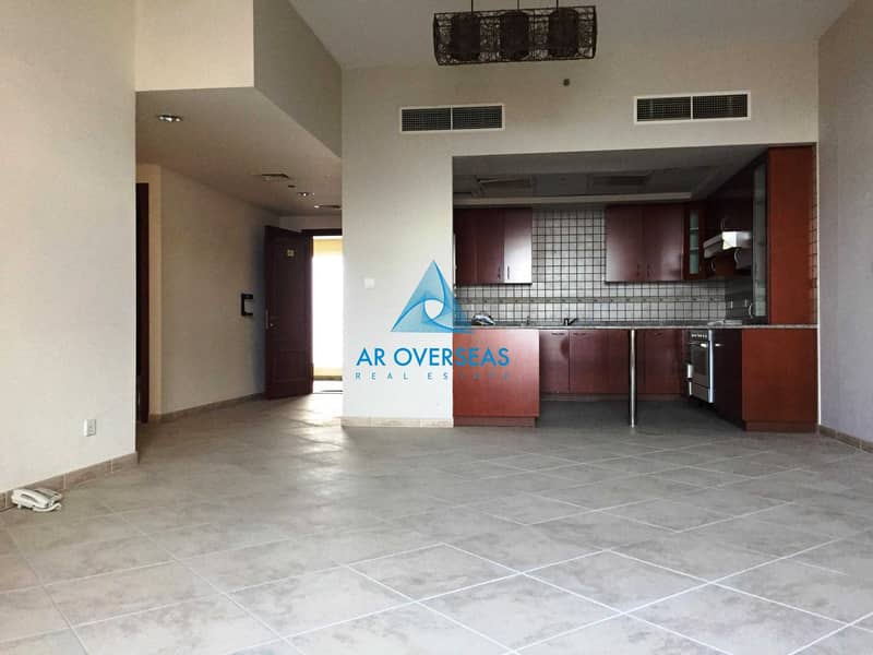 2 Well Maintained Property 3 BHK for Sale in Foxhilll MC