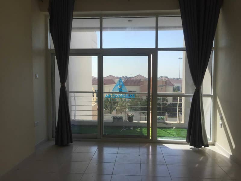 2 Superb Studio with balcony in Royal Residence