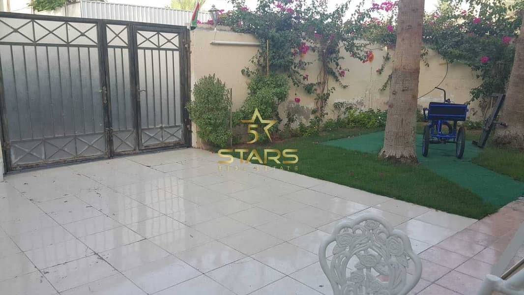 6 4 bedroom villa for sale in sharjah. . . . !!!