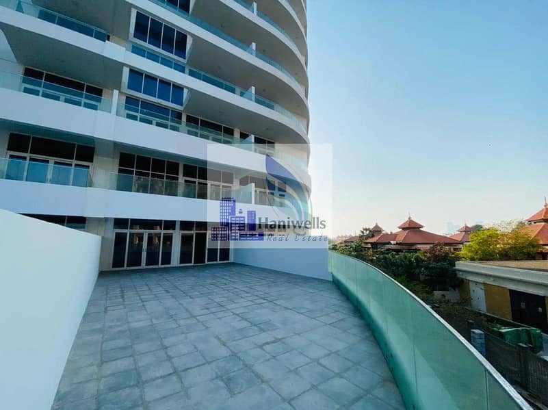 9 Unfurnished Apt | Modern Design | Sea View