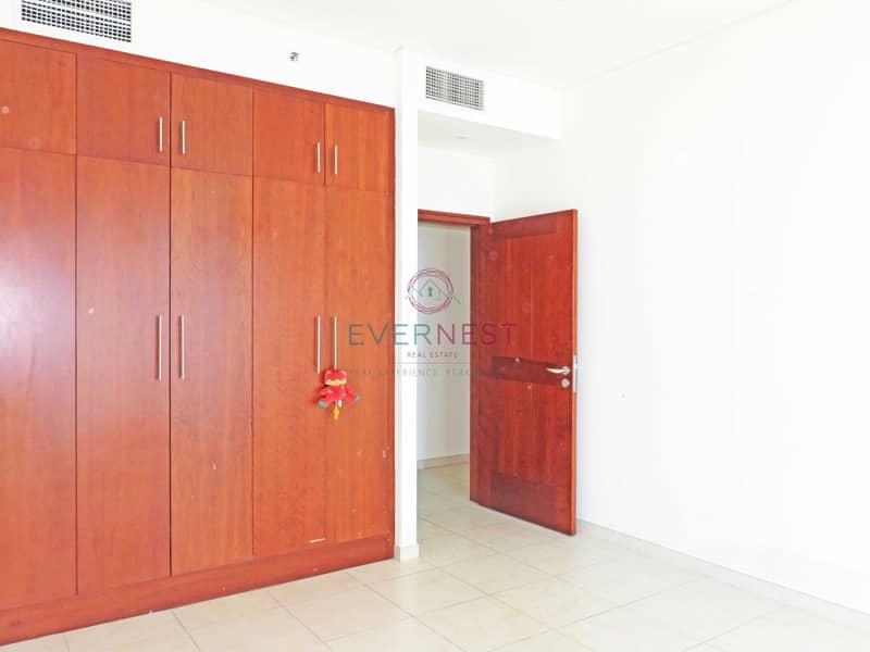 4 Spacious 3BR with Balcony | Partial Sea View