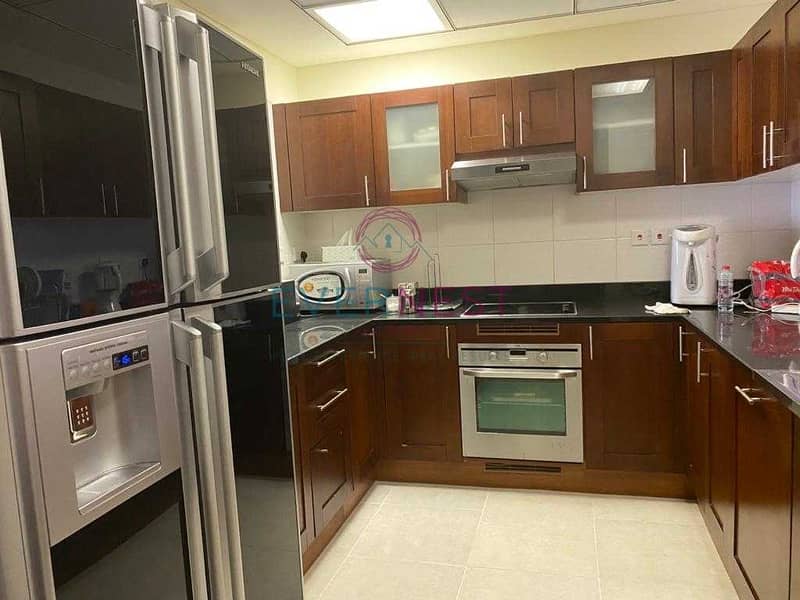 5 Shiekh Zayed View | Sizeable 2BR | Well Maintained