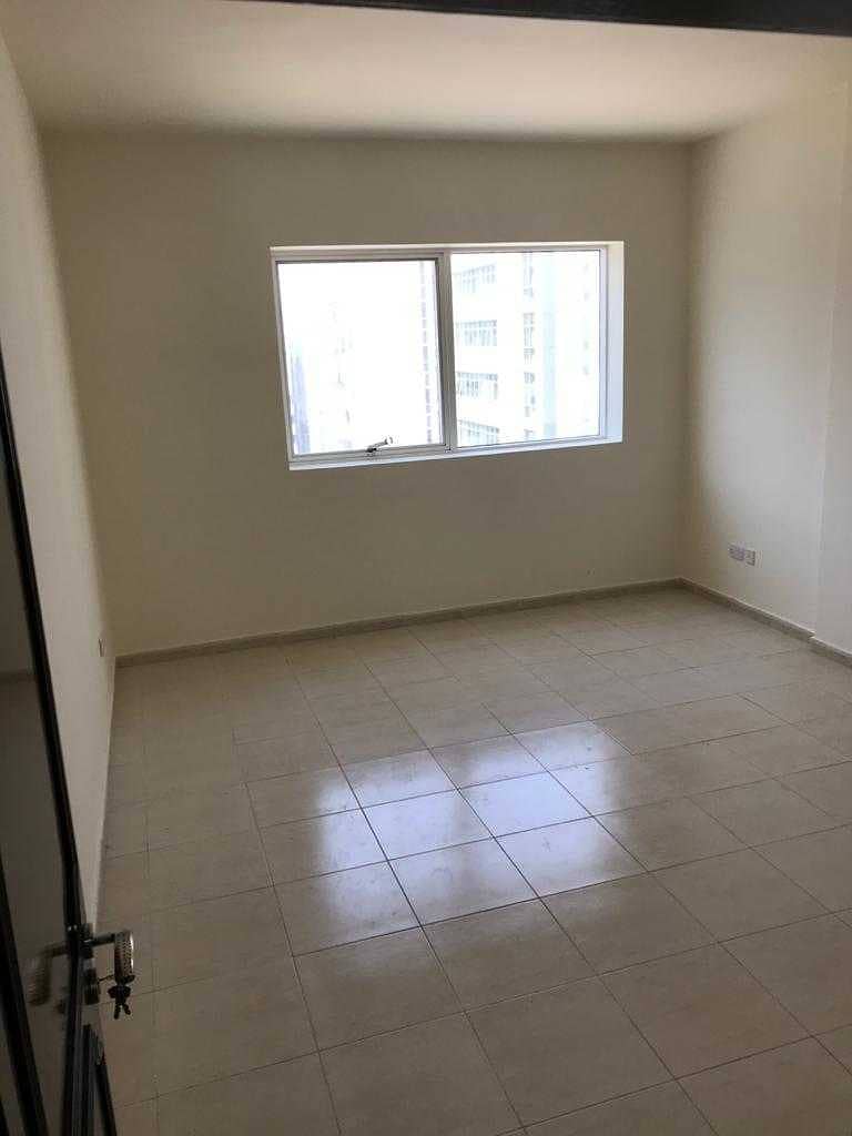 9 Good Flat !!!! Two rooms and two bathroom / modern kitchen