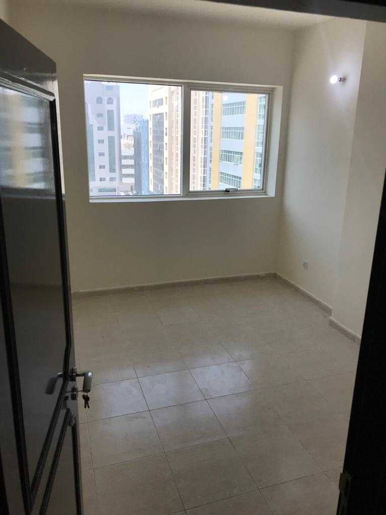 10 Good Flat !!!! Two rooms and two bathroom / modern kitchen