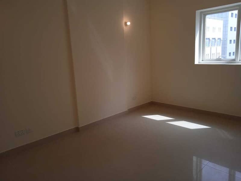 3 with very good price new flats for rent 2 bedrooms with 2 bathrooms with free parking in new building