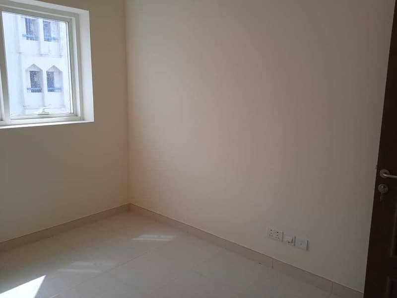 6 with very good price new flats for rent 2 bedrooms with 2 bathrooms with free parking in new building