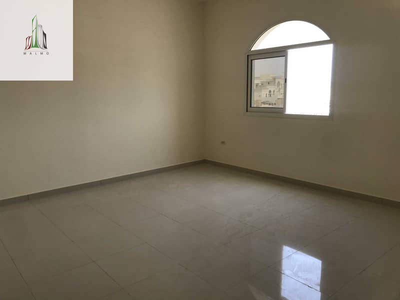 10 Brand New villa in Riyadh city zone 18 private entrance