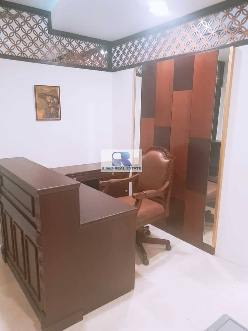 16 DIRECT FROM OWNER!!!FULLY FURNISHED OFFICE IN BUSINESS BAY FOR RENT