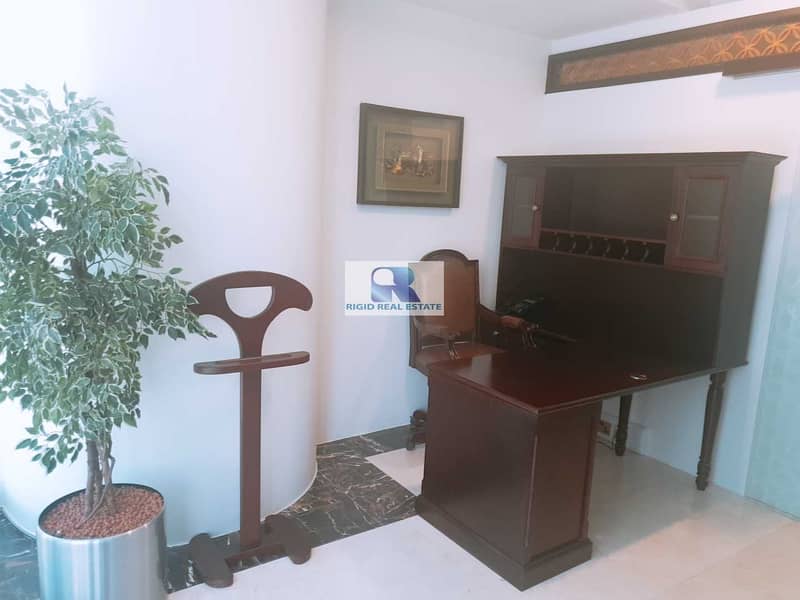 33 DIRECT FROM OWNER!!!FULLY FURNISHED OFFICE IN BUSINESS BAY FOR RENT