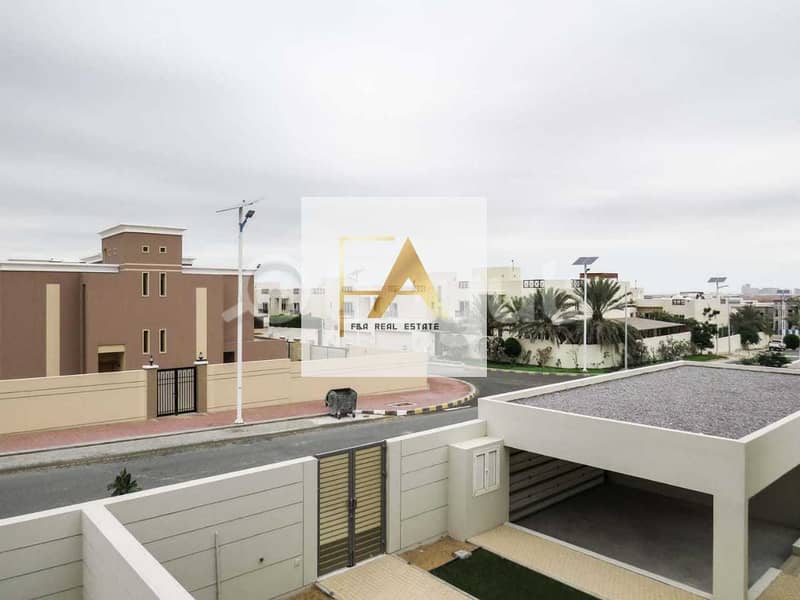 20 Brand new Villa in Barashi close to Dubai