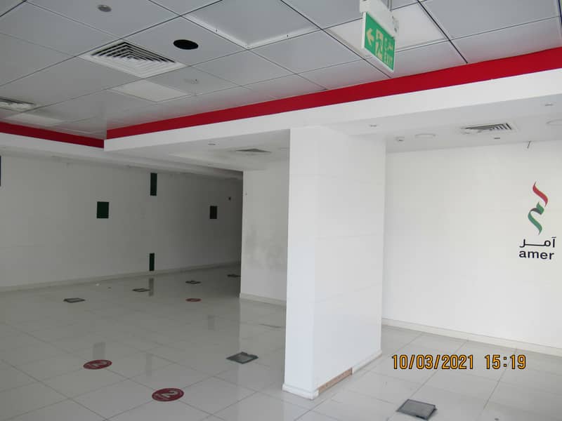 5900 sq ft retail  space|fully fitted|road facing|private pantry &toilet|7 Parkings|2 Months rent free|590k p/a.