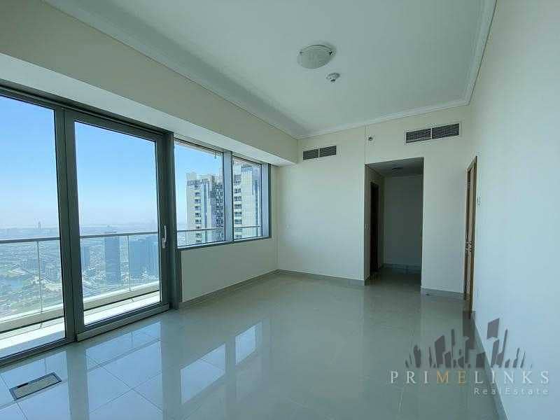 7 Stunning Full Sea View 2 Bedrooms Unfurnished