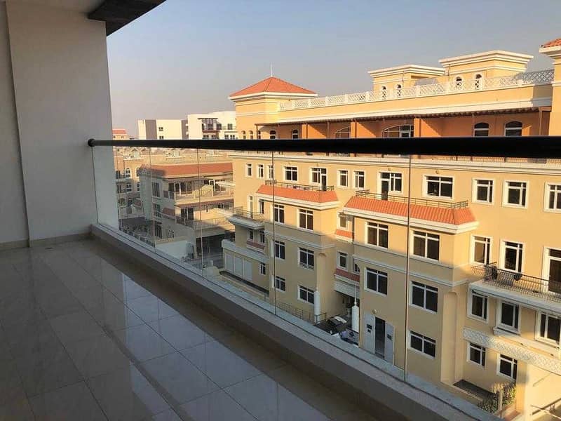 4 One Bedroom for sale in JVC