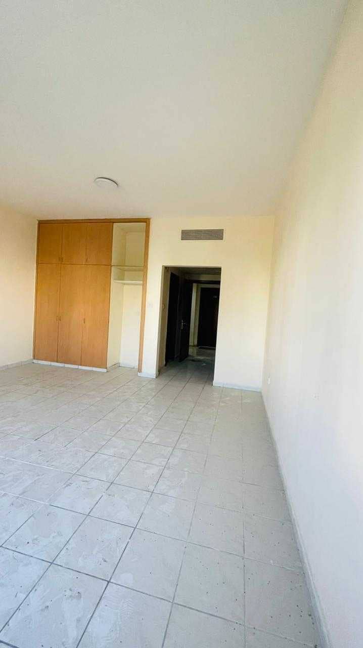 5 16000 Only !! Studio Ready to Move Without Balcony