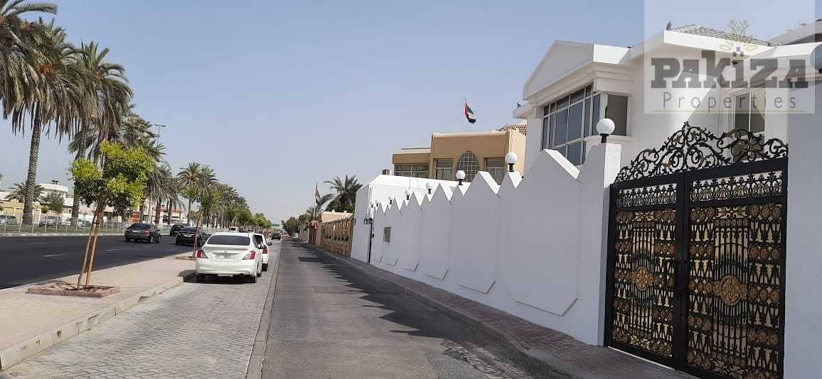 2 BEAUTIFUL INDEPENDENT 5 BEDROOMS  LOVELY VILLA  IN PEACEFUL LOCATION