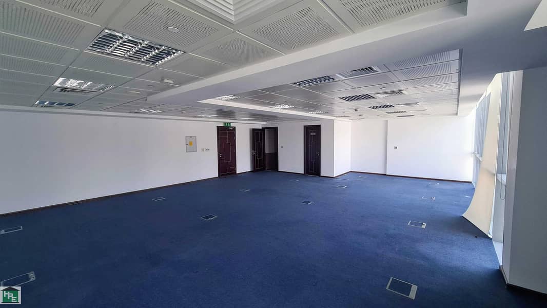 4 Fitted office | Open Plan | Balcony