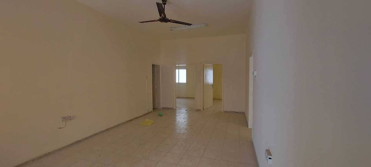 4 bedroom hall villa for rent in Al Sabkha