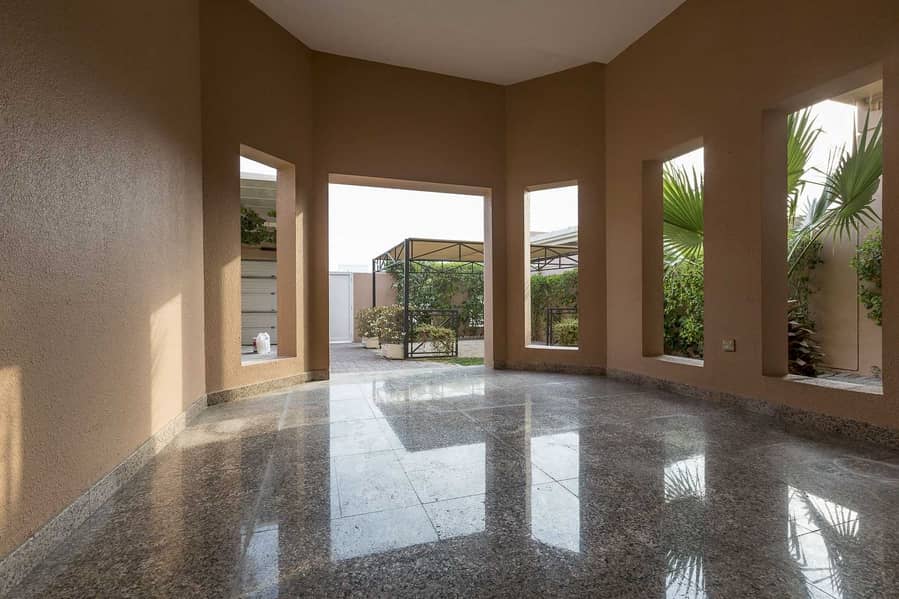 10 13 months contract - 4 bedroom Villa on Al Thanya