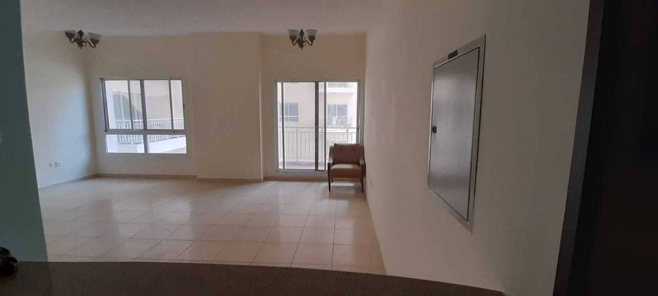 SPACIOUS 1 BEDROOM FOR RENT IN QUEUE POINT MAZAYA