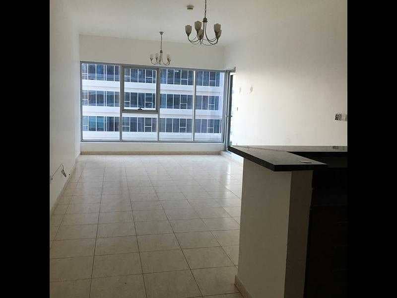 Vacant 1 Bedroom with Balcony For Sale in Skucourts Tower 355k